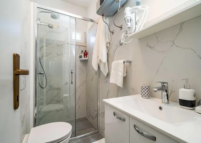 Apartmán Debos - One-bedroom With Balcony And Sea View