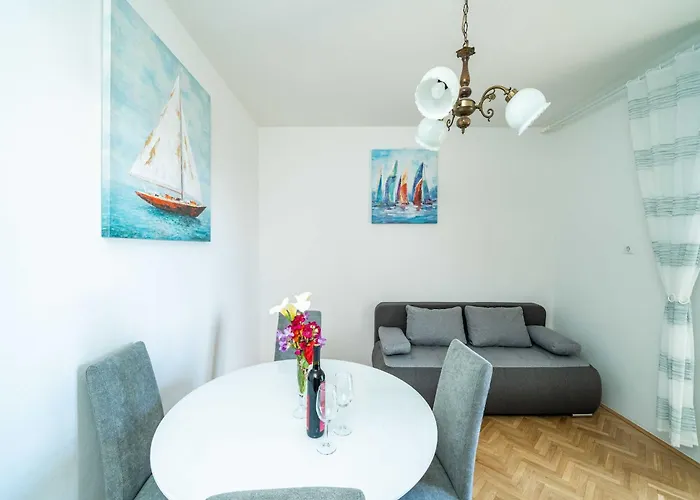 Debos - One-bedroom With Balcony And Sea View 公寓 杜布罗夫尼克