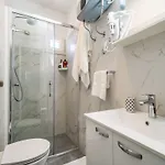 Appartement Debos - One-bedroom With Balcony And Sea View