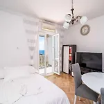 Debos - One-bedroom With Balcony And Sea View Appartement *